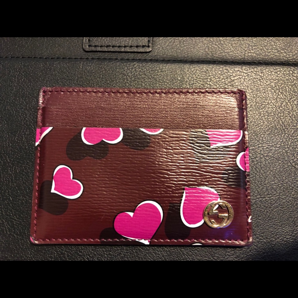 Gucci Betty Heart Burgundy Leather Cardholder case